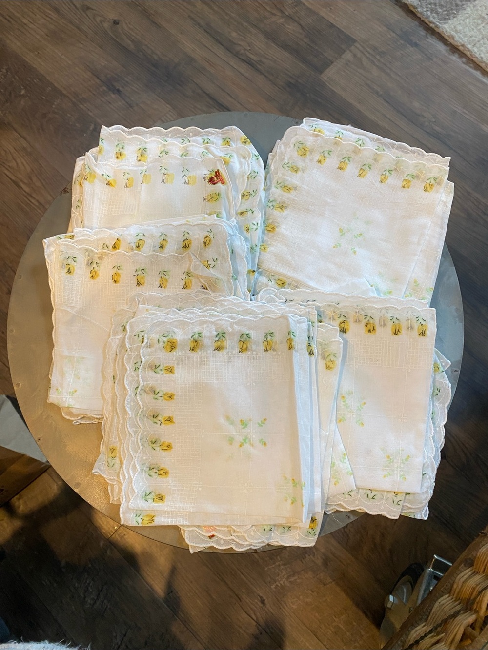 50 vintage like brand new yellow roses handkerchiefs